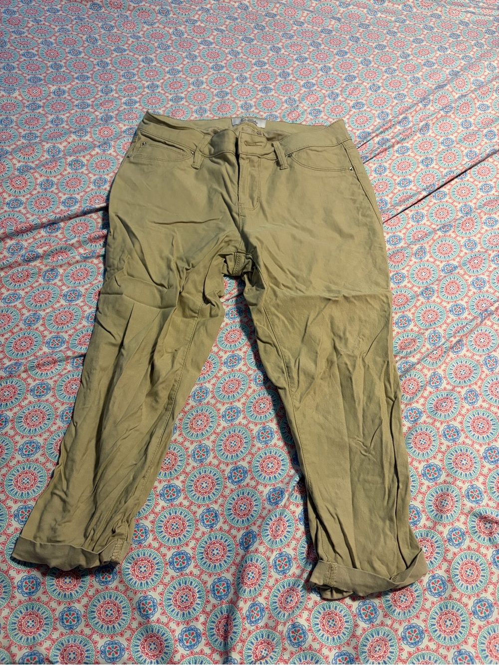 Women size 8 capris